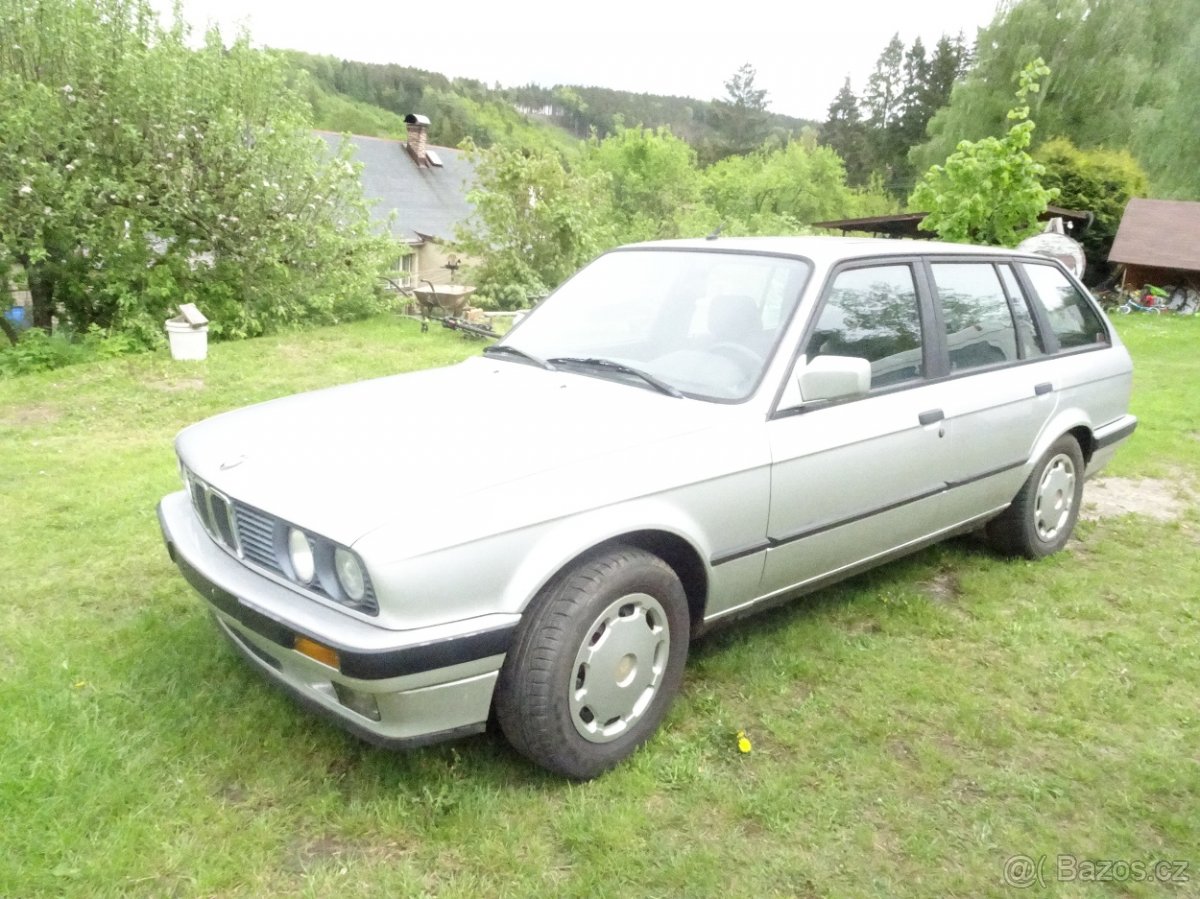 BMW E30 Touring 316i benzin, 1 majitel najeto jen 99 000 km. - 2