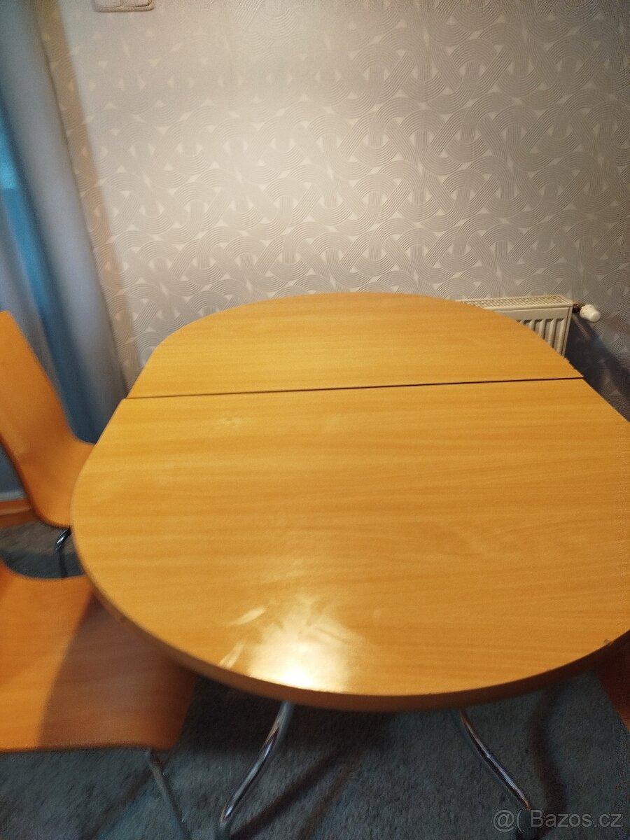Stůl + 4 židle - 2