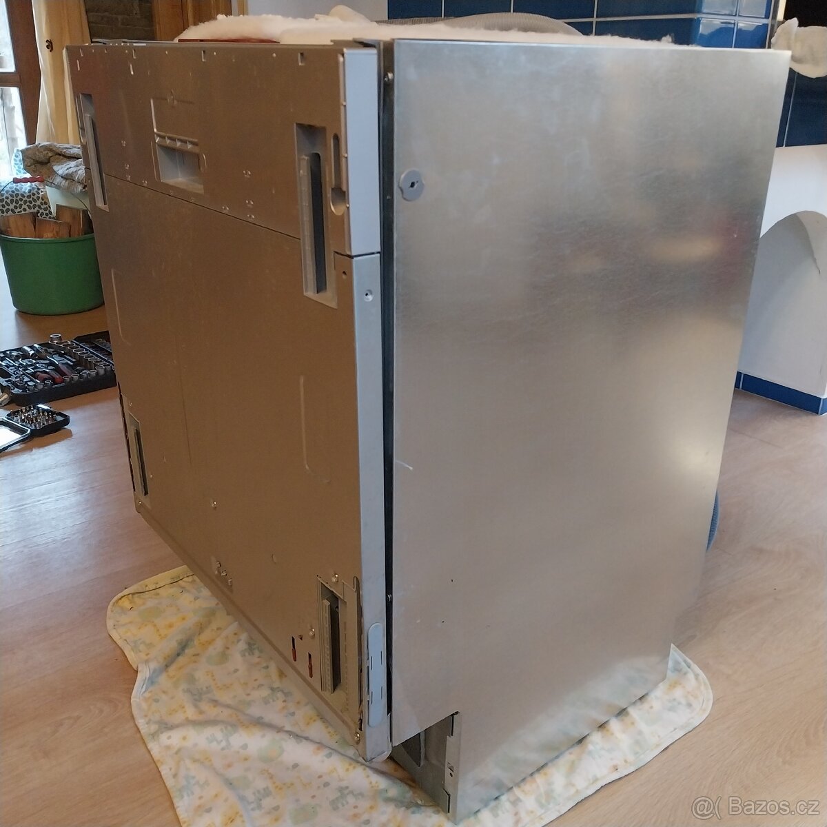 Vestavná myčka whirpool - 2