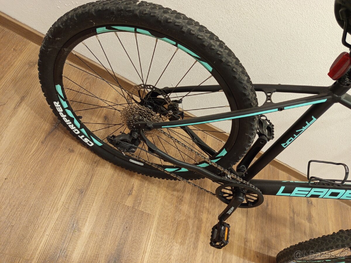 Leader Fox FACTOR velikost rámu 20" - 2