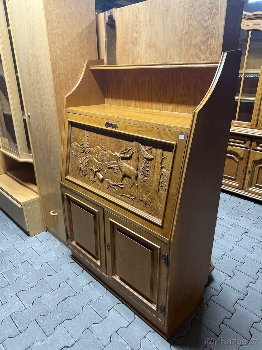 Sekretář myslivecké motivy - 2