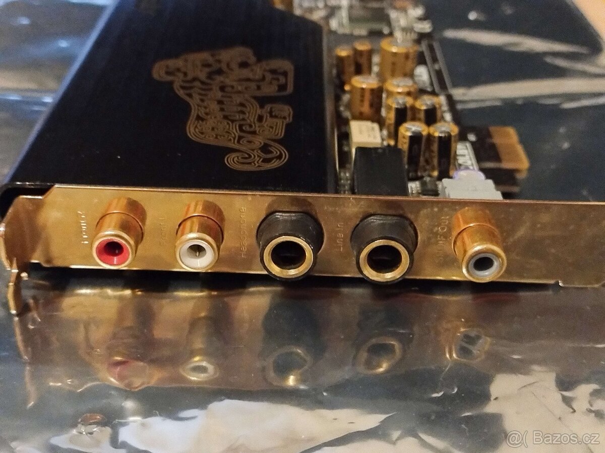 Asus Xonar Essence STX - SNR 124db - 2