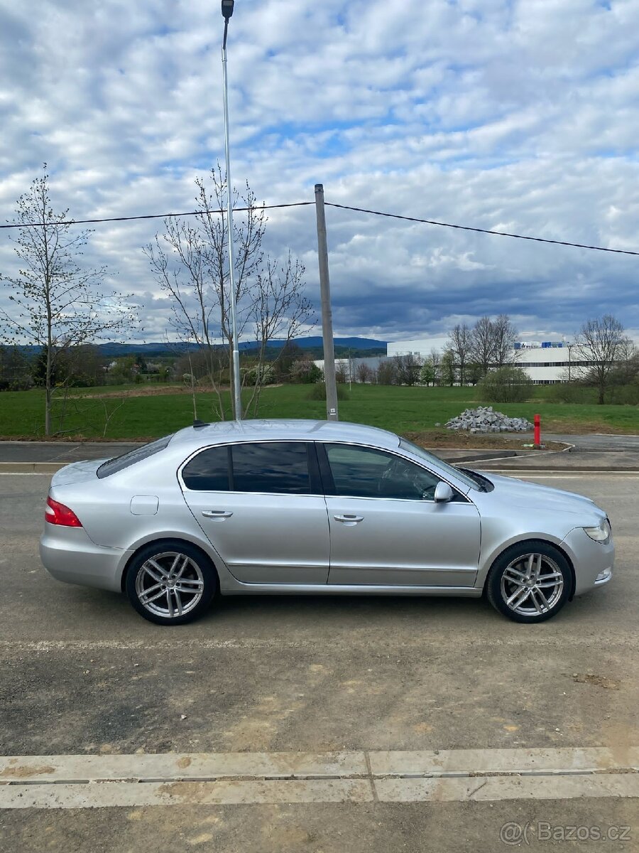Škoda Superb 2 2.0 TDI 125kw DSG - 2