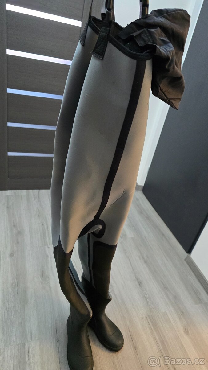 Prodám rybářské boty Decathlon 42/43 - 2