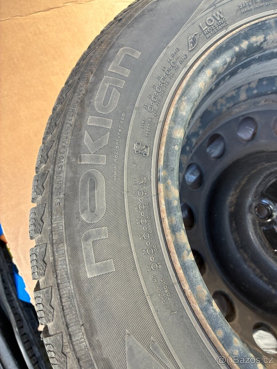 Disky s pneu M+S Nokian R15 195/65, plecháče 4 ks - 2