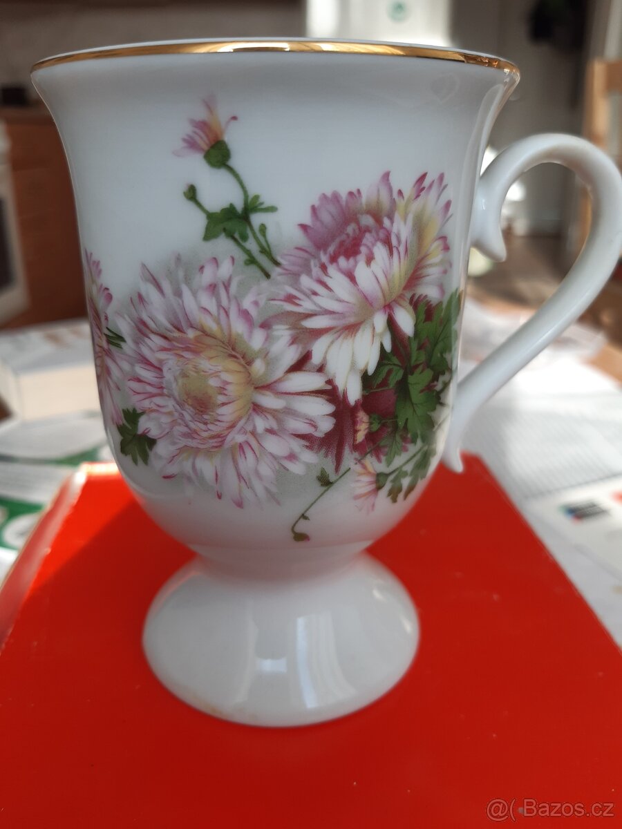 Nepužívaný porcelánový malovaný hrnek Irish - 2