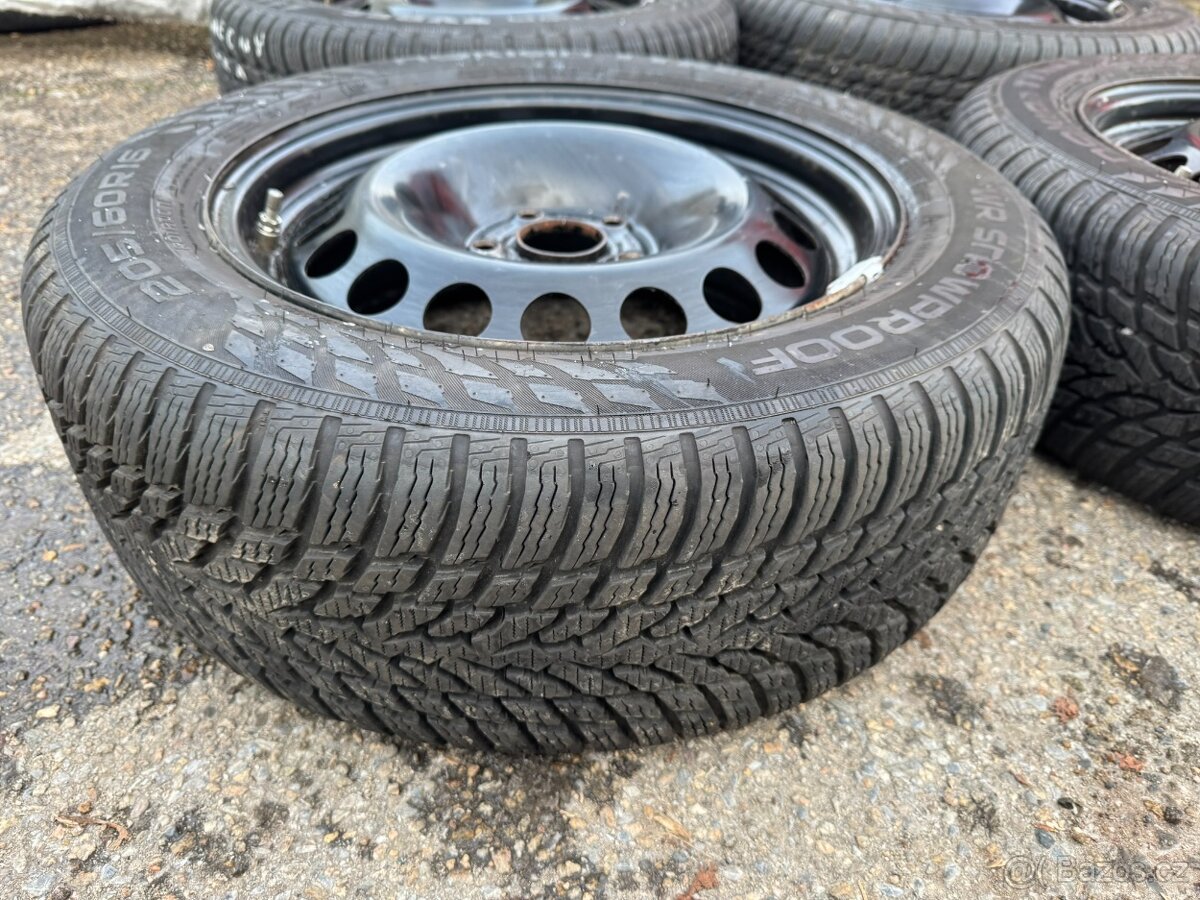 4ks komplet 16" 5x105 Opel Astra, zimní 95% - 2