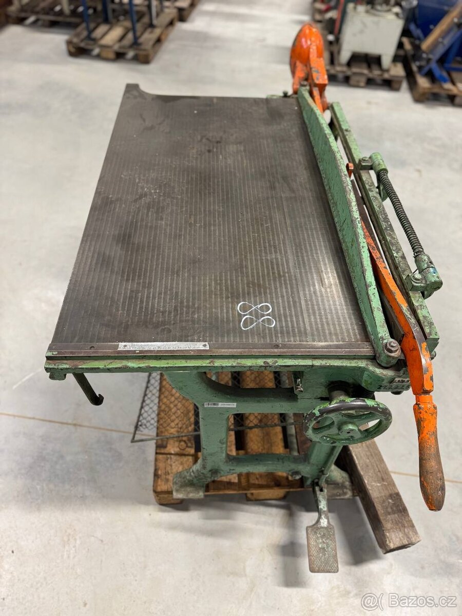 Tabulové pákové nůžky 1000/1 - na papír - 2