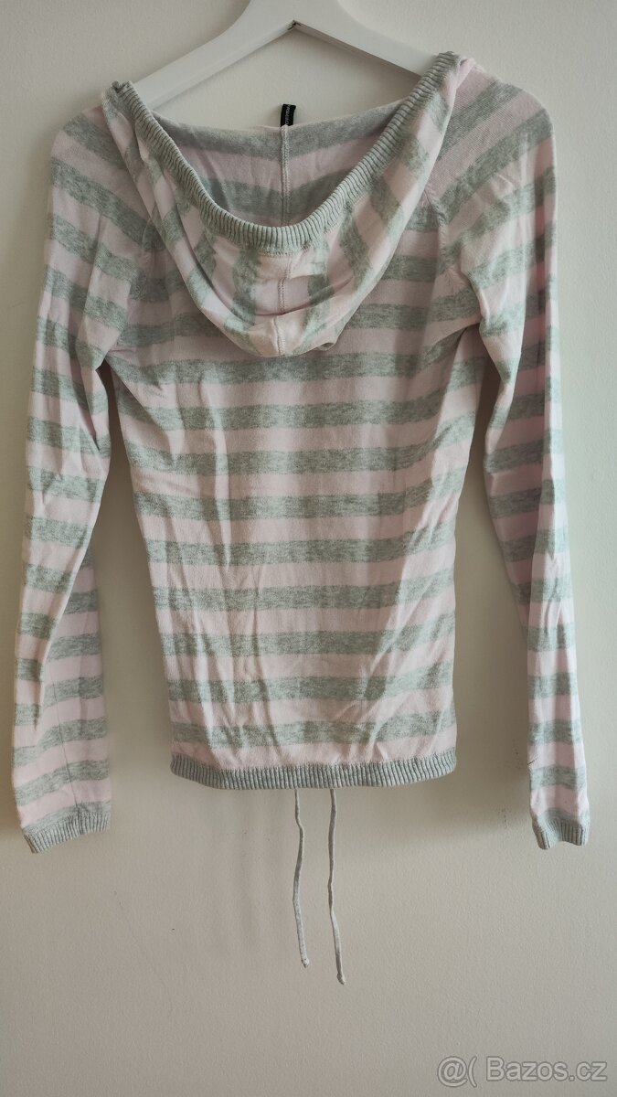 Dámský svetr s kapucí zn. Fishbone vel. S - 2