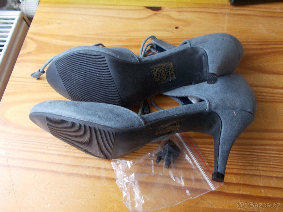 DÁMSKÉ LODIČKY ŠEDÉ 40 - 2