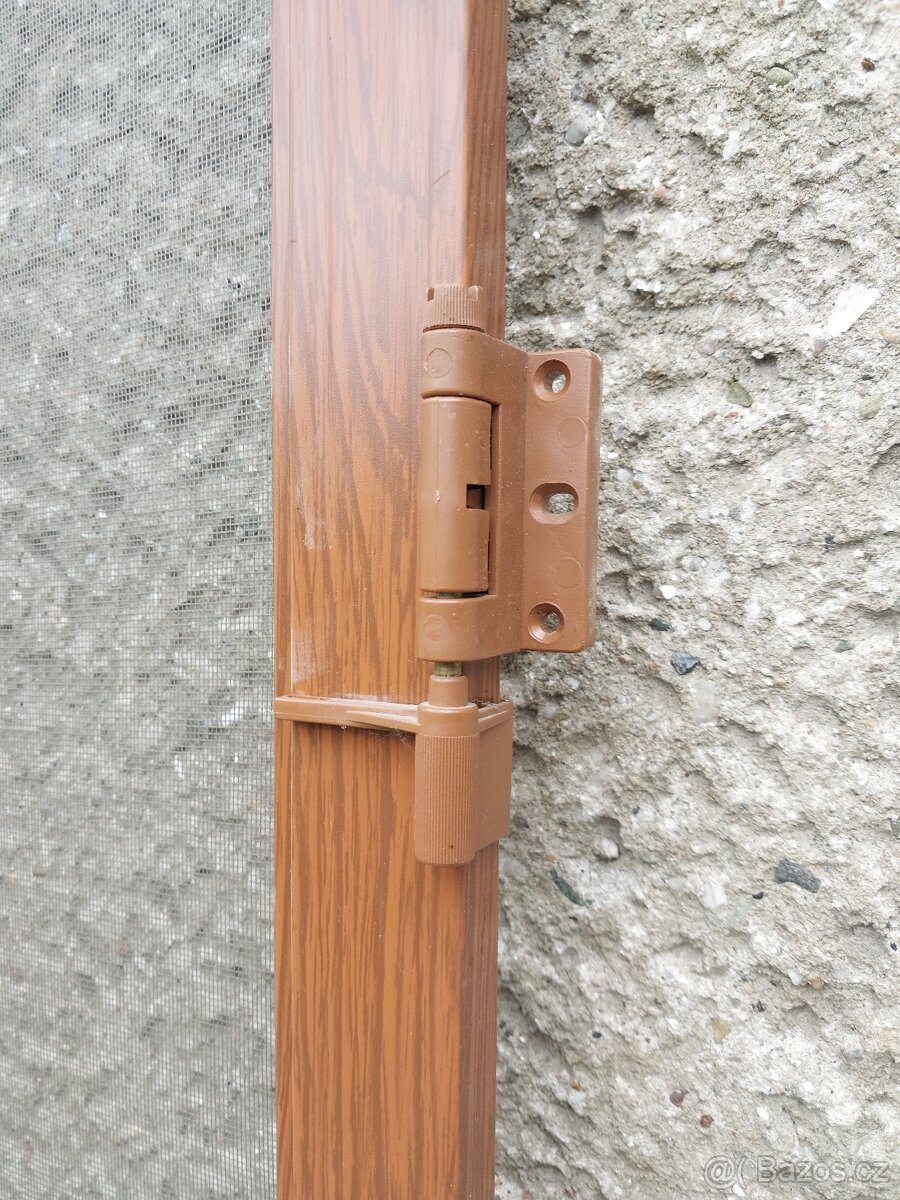 Dveřní síť proti hmyzu - 2