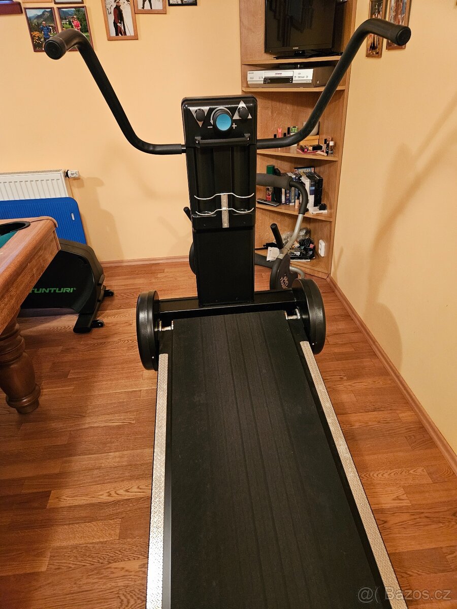 Běžecký pás MaxerRunner - 2