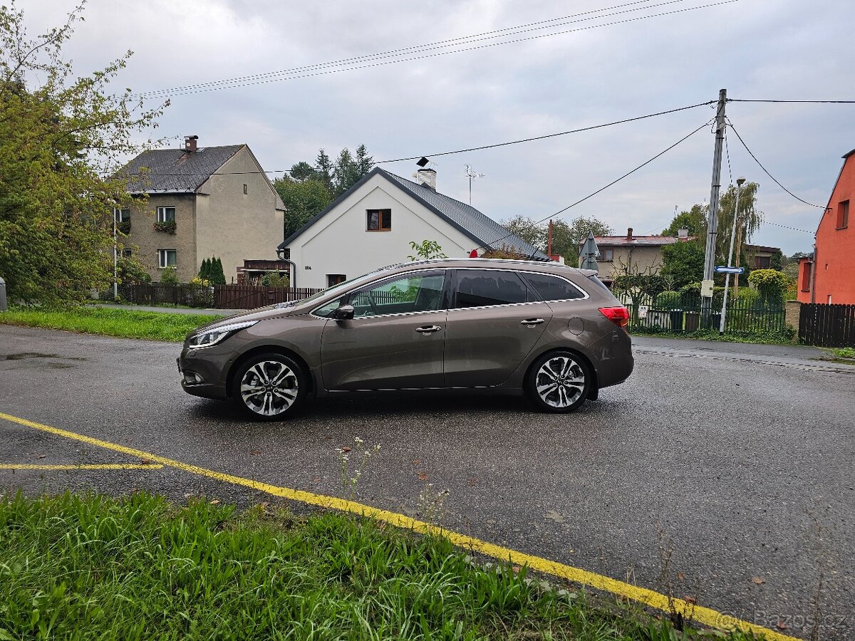 Kia Ceed 1.6CRDI 94KW, 2014, TAŽNÉ - 2