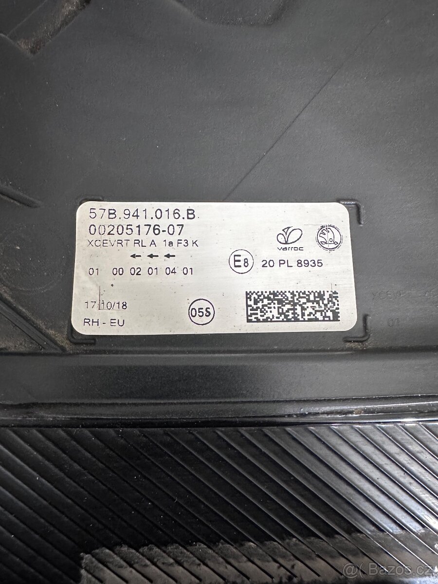 Světlo škoda karoq - 2