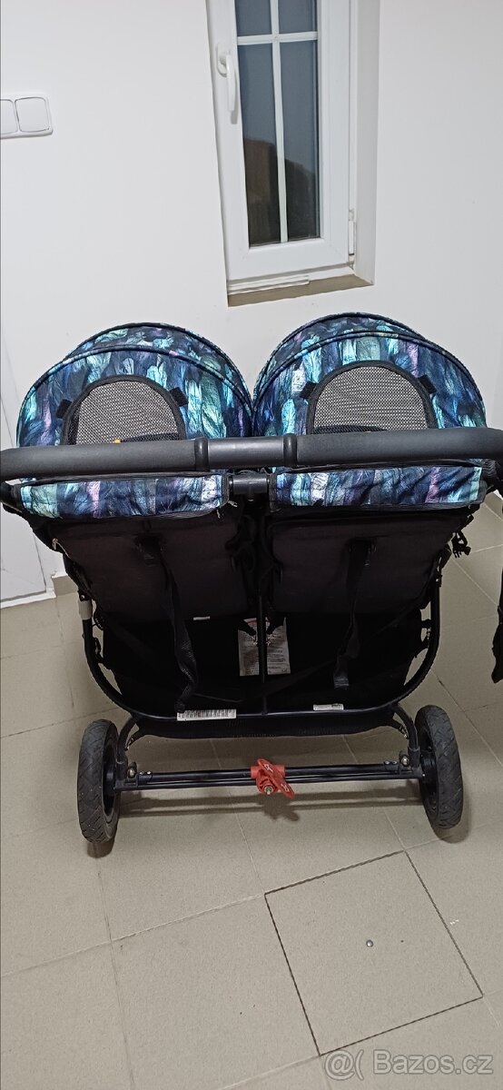 Kočárek pro dvojčata Valco snap duo - 2