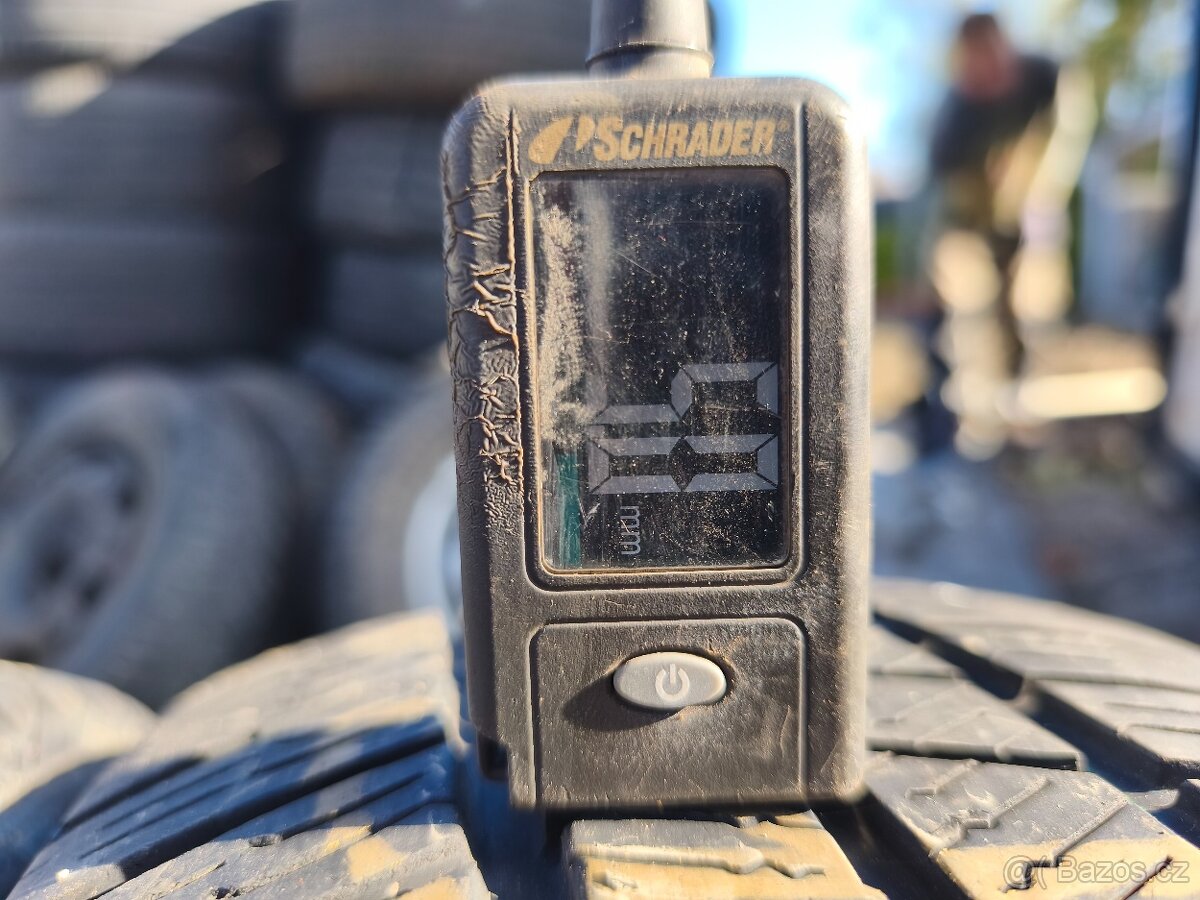 Zimní pneu 165/65r14 - 2