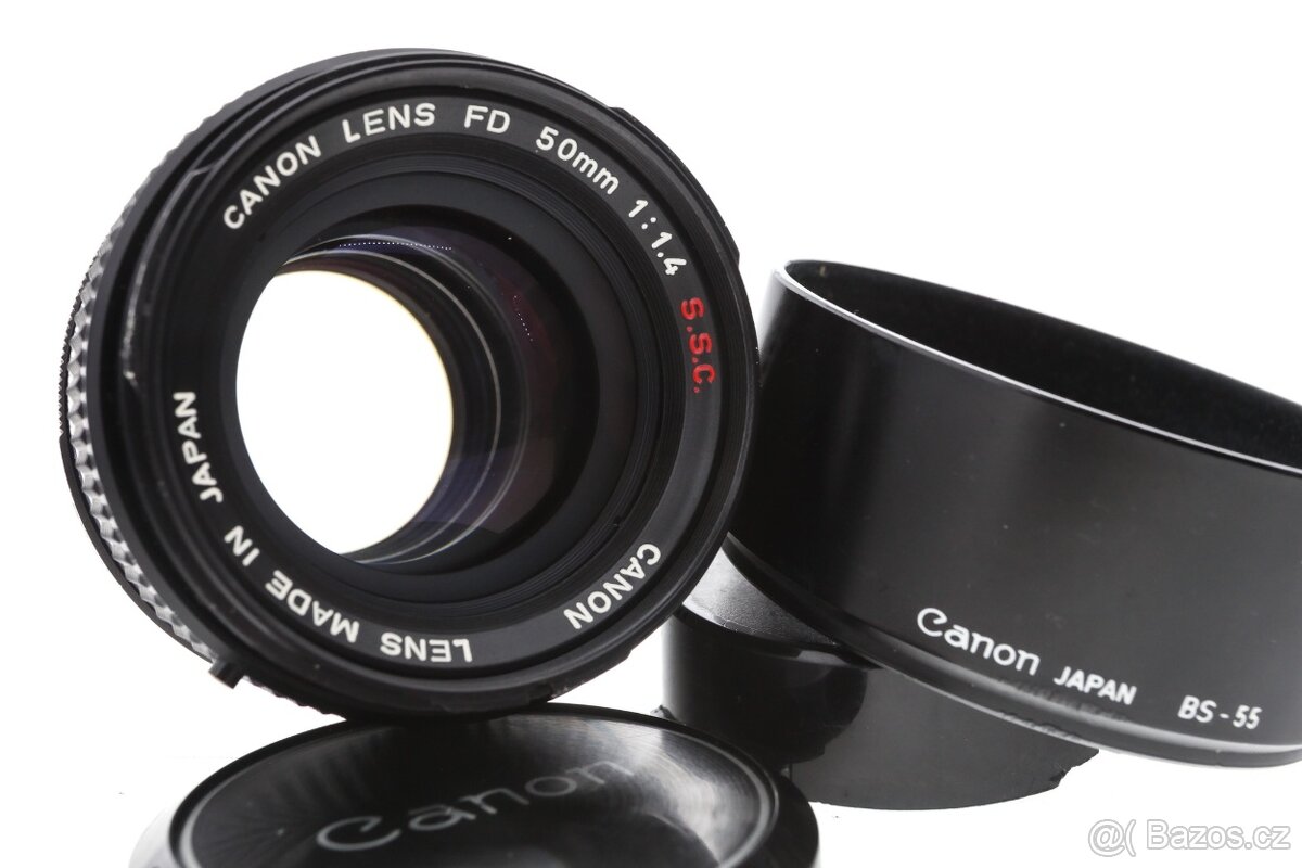 objektiv Canon FD 50mm f/1.4 S.S.C. + sluneční clona + adap - 2