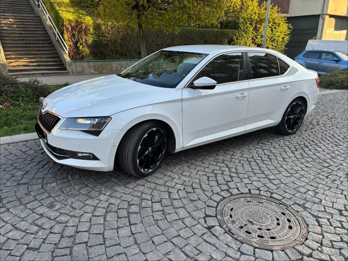 Škoda SUPERB 3 2,0TDI 110KW, DSG 6kvalt - 2