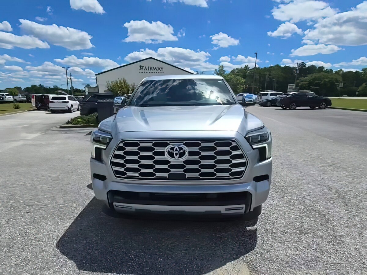 Toyota Sequoia 2024