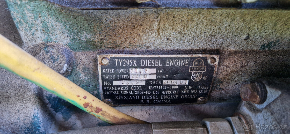 Malotraktor YTO DFH -180 - 2