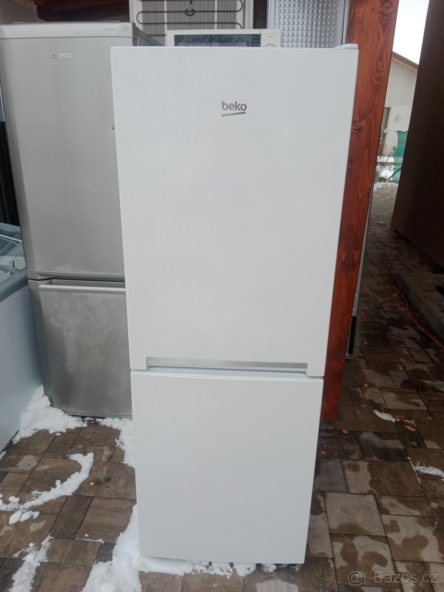 Lednice s mrazakem Beko - 2