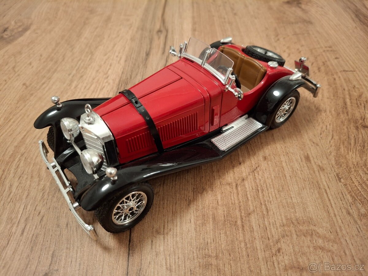 Bburago 1:24 - Mercedes, Jaguar, Chevrolet - 2