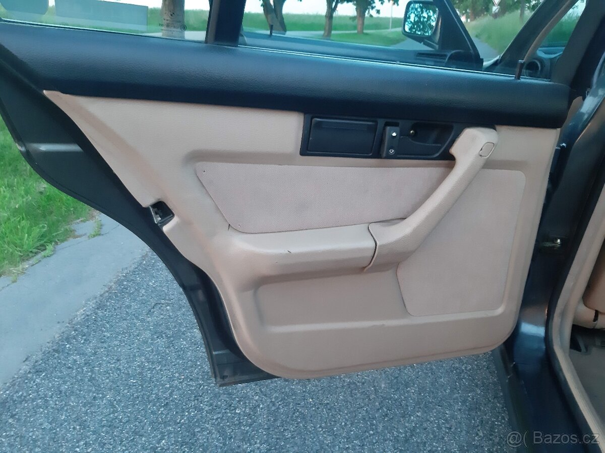 Interiér BMW E34 - 2