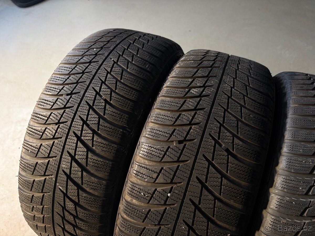Zimní pneu Bridgestone + Nokian 205/55R16 - 2