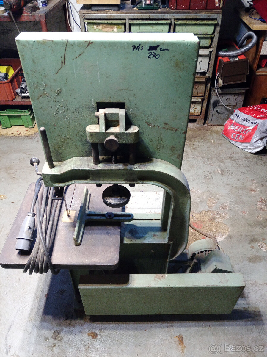 pásová pila na dřevo litinová - 2