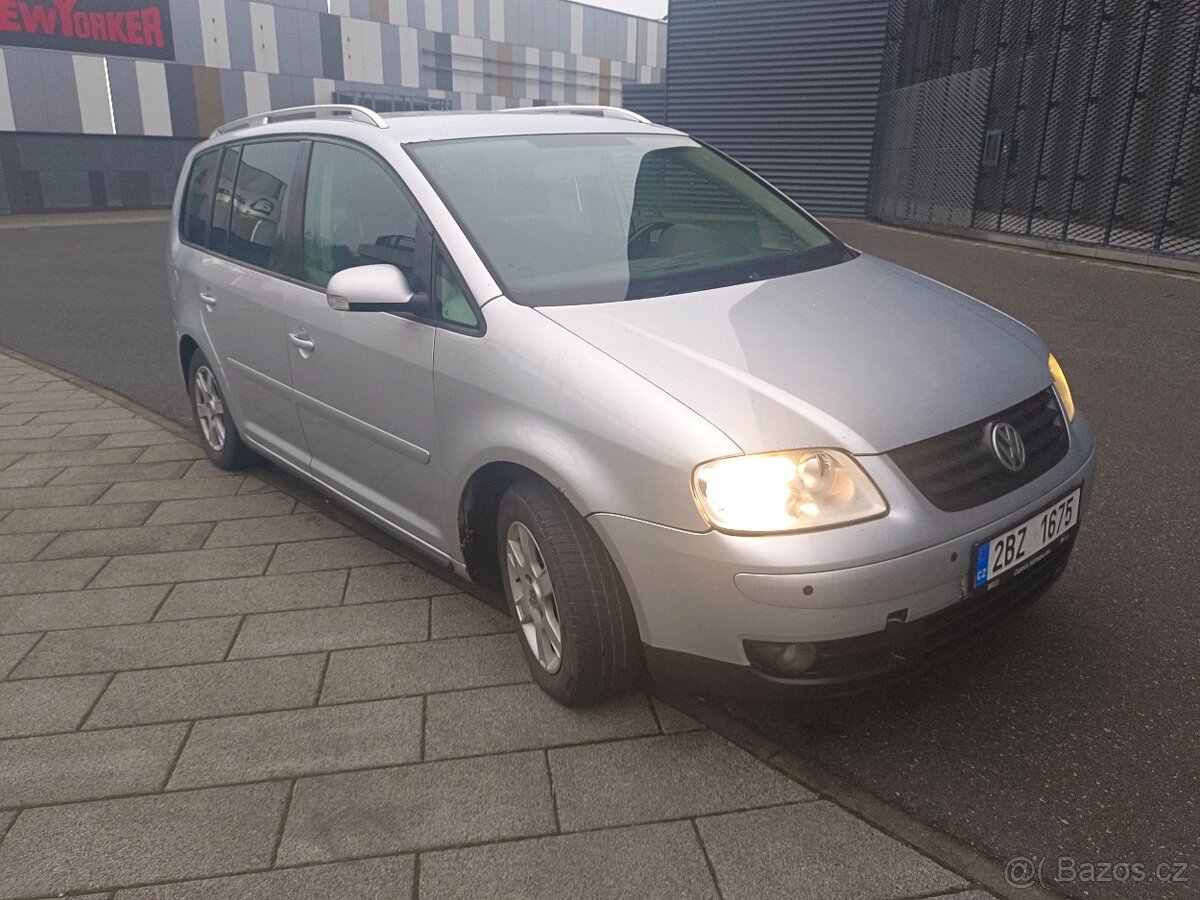 VW Touran 2.0 TDI 100 kW - 2