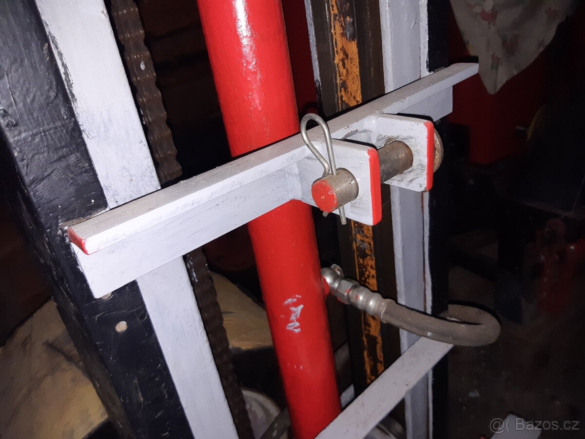 Vysokozdvih, vidle - 2