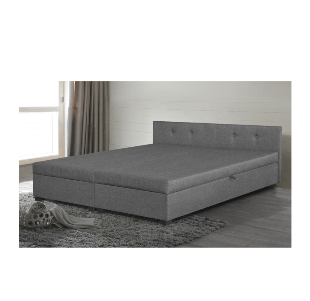 Postel s matrací - 2