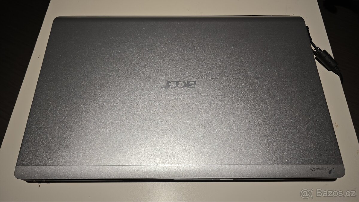 Notebook Acer Aspire 18" - 2