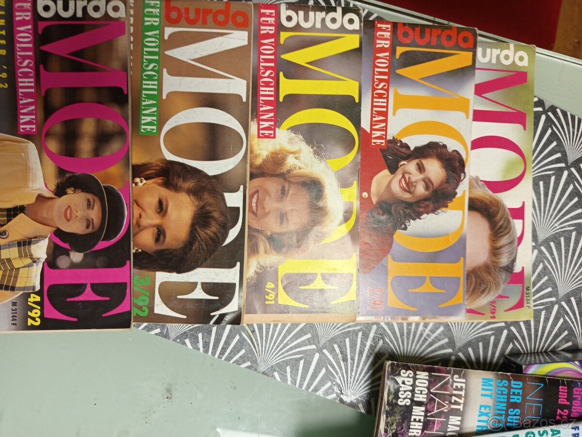 Burdy časopisy o šiti - 2