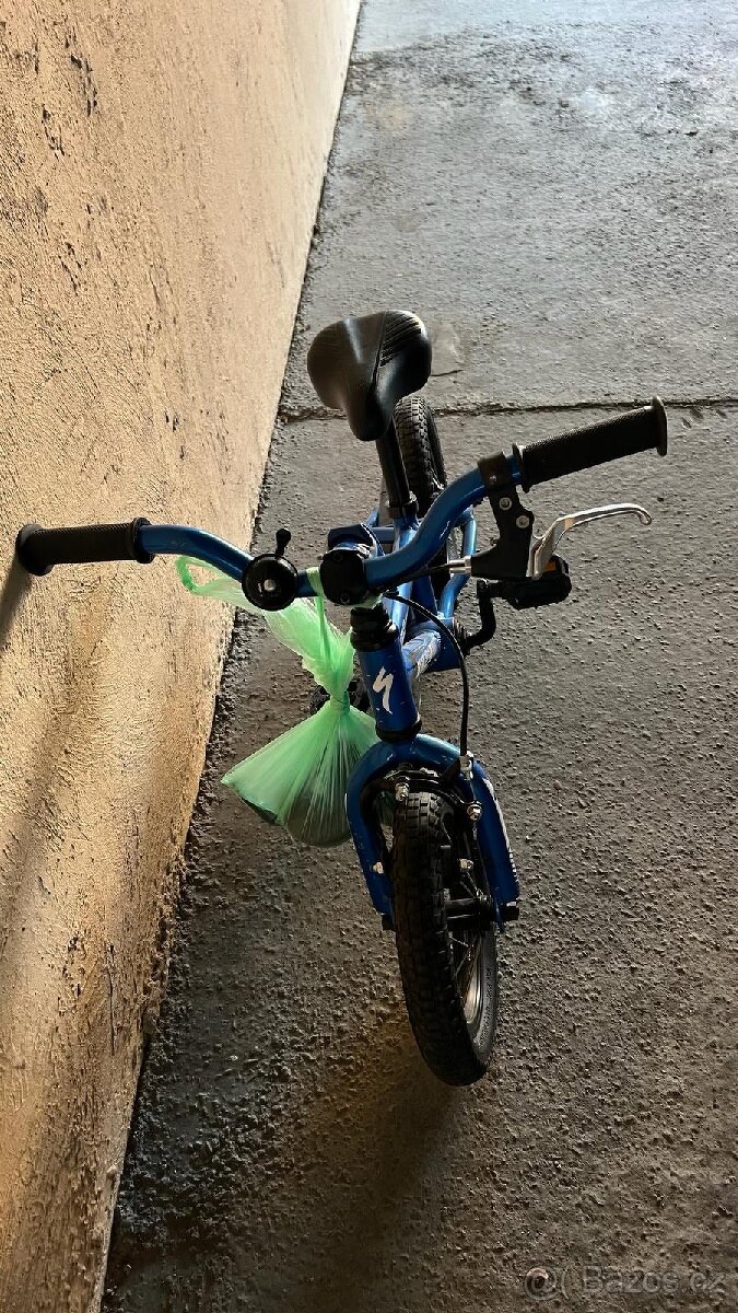 Specialized - dětské kolo + balanční kolečka - 2