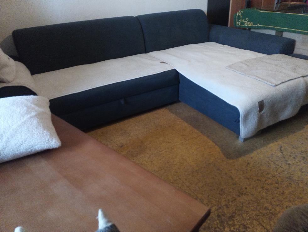 Rozkládací gauč - 2