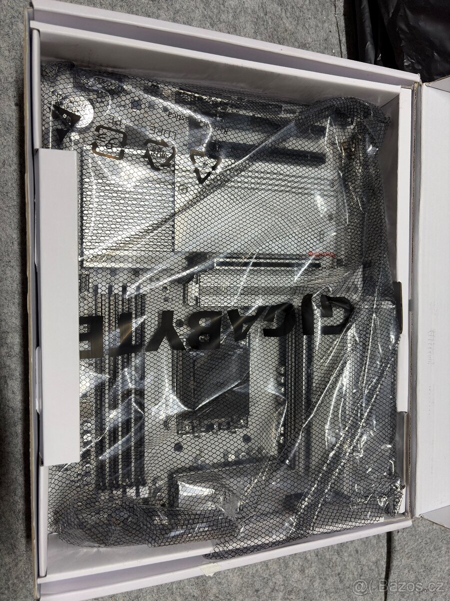 GIGABYTE B650 AORUS ELITE AX ICE -ZÁRUKA - 2