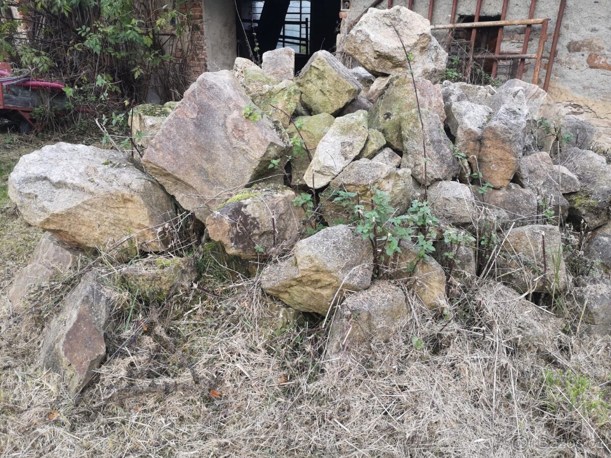 Prodám stavební kámen - 2