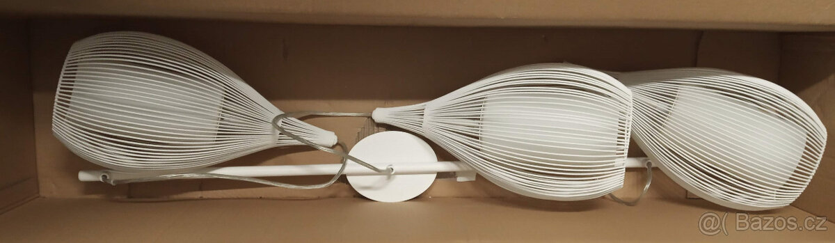 Lustr do obýváku v bílém provedení - nový - 2