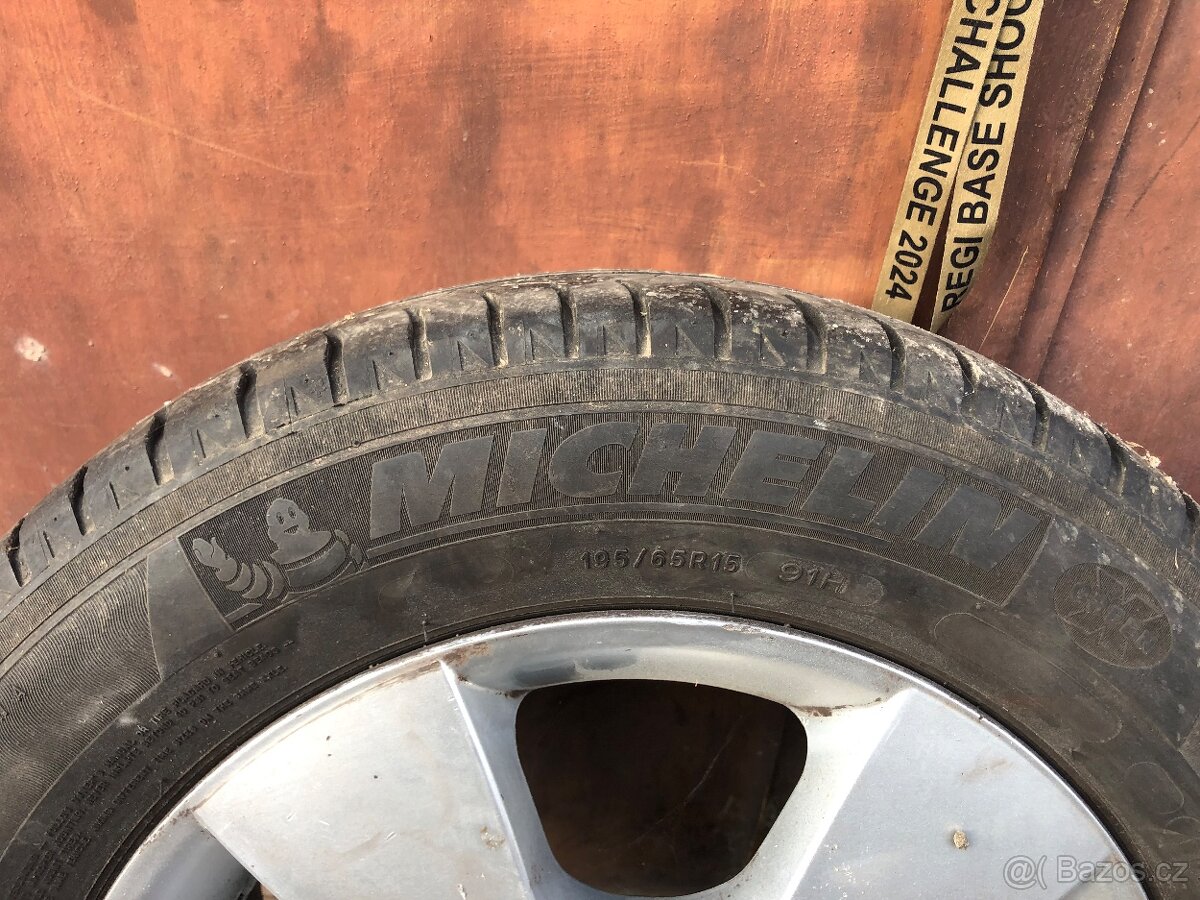 ALU kola + letní pneu - 2