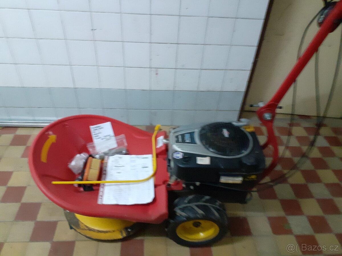 Rotační motorová bubnová sekačka s pojezdem - 2