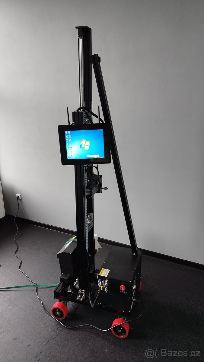Vertikální tiskárna - tiskárna na zeď - 2