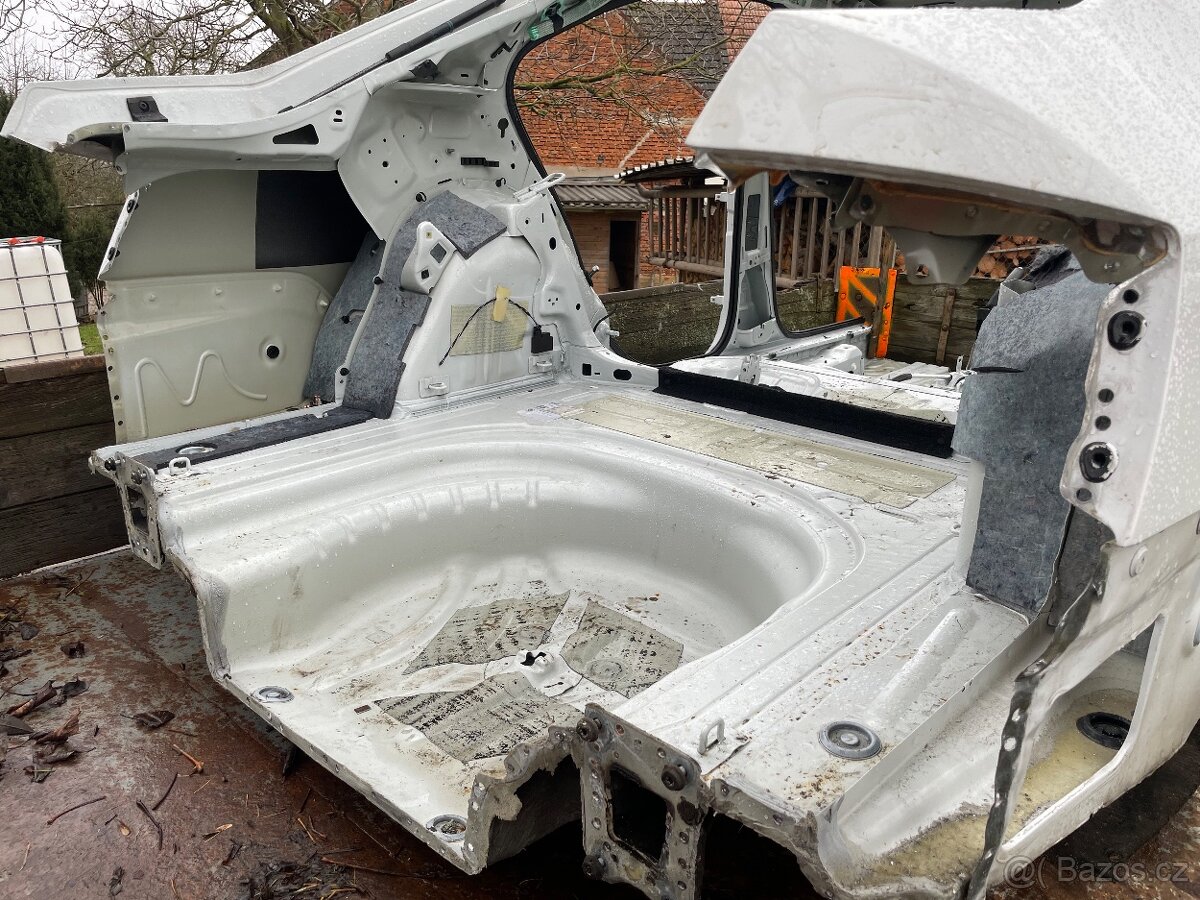 Levy bok karoserie octavia 3 - 2