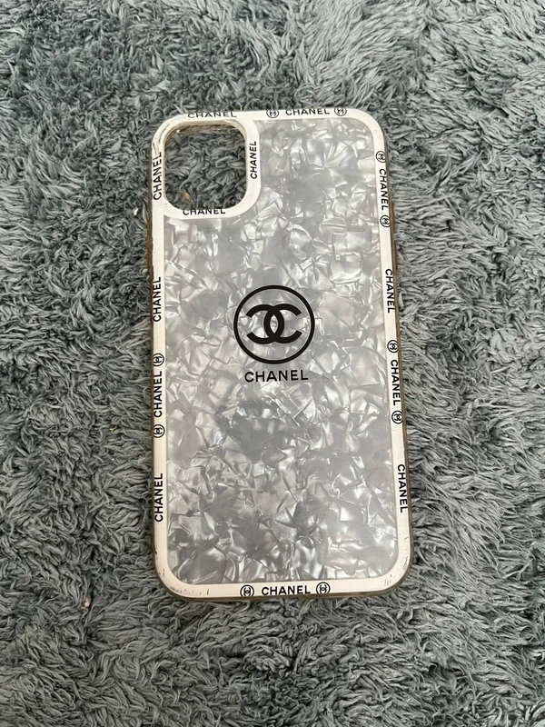 Kryty na iPhone 11 - 2