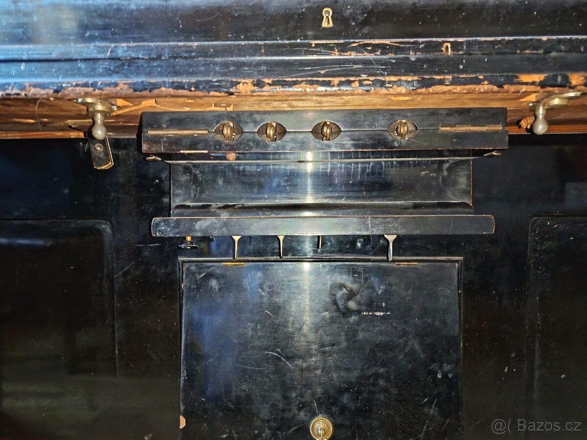 Pianola a 4 role navíc - 2