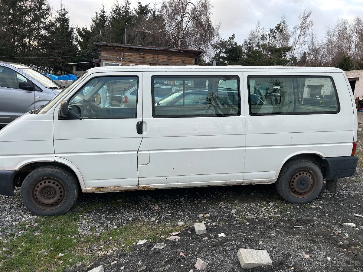 VW Transporter T4 2.5TDi 65kw Long - 2