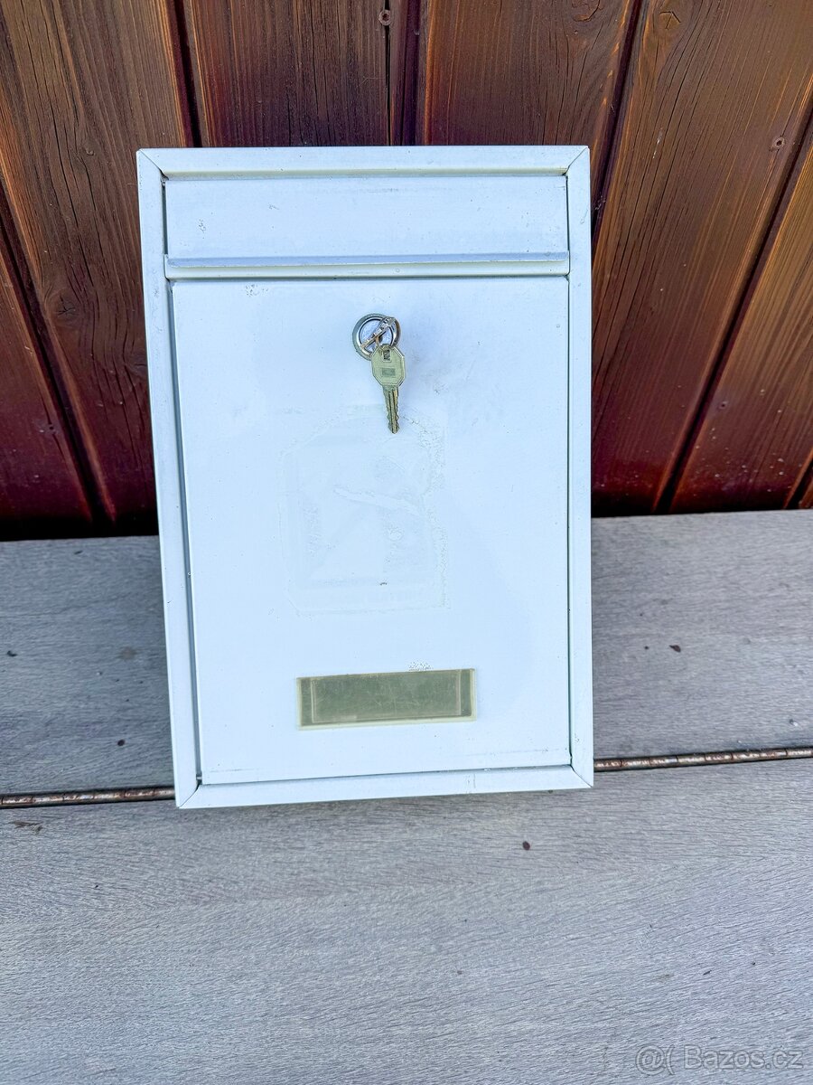 Poštovní schránka - bílá - 2
