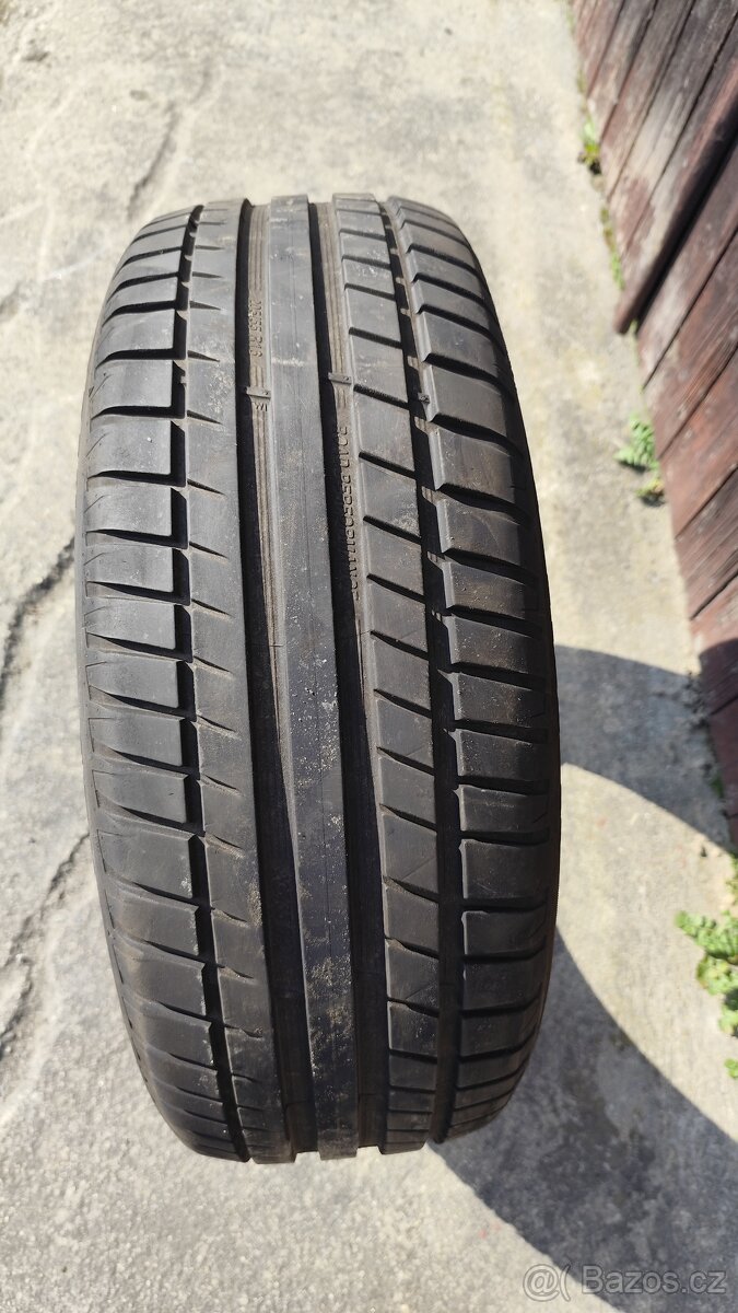 Dvě letní pneu - 2