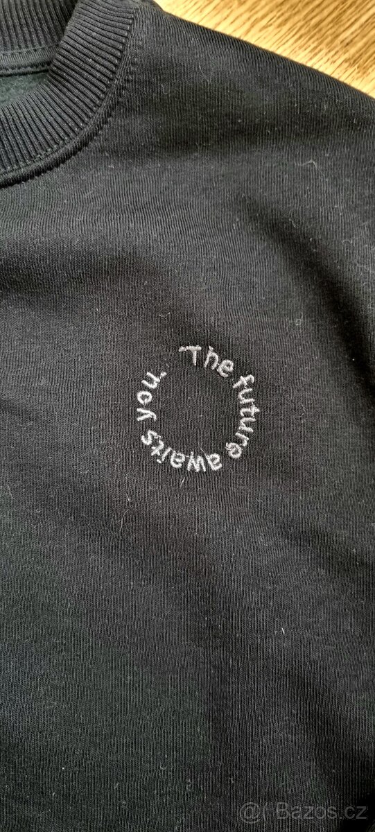 Cerna mikina vel. 9/134, zn. ZARA - 2