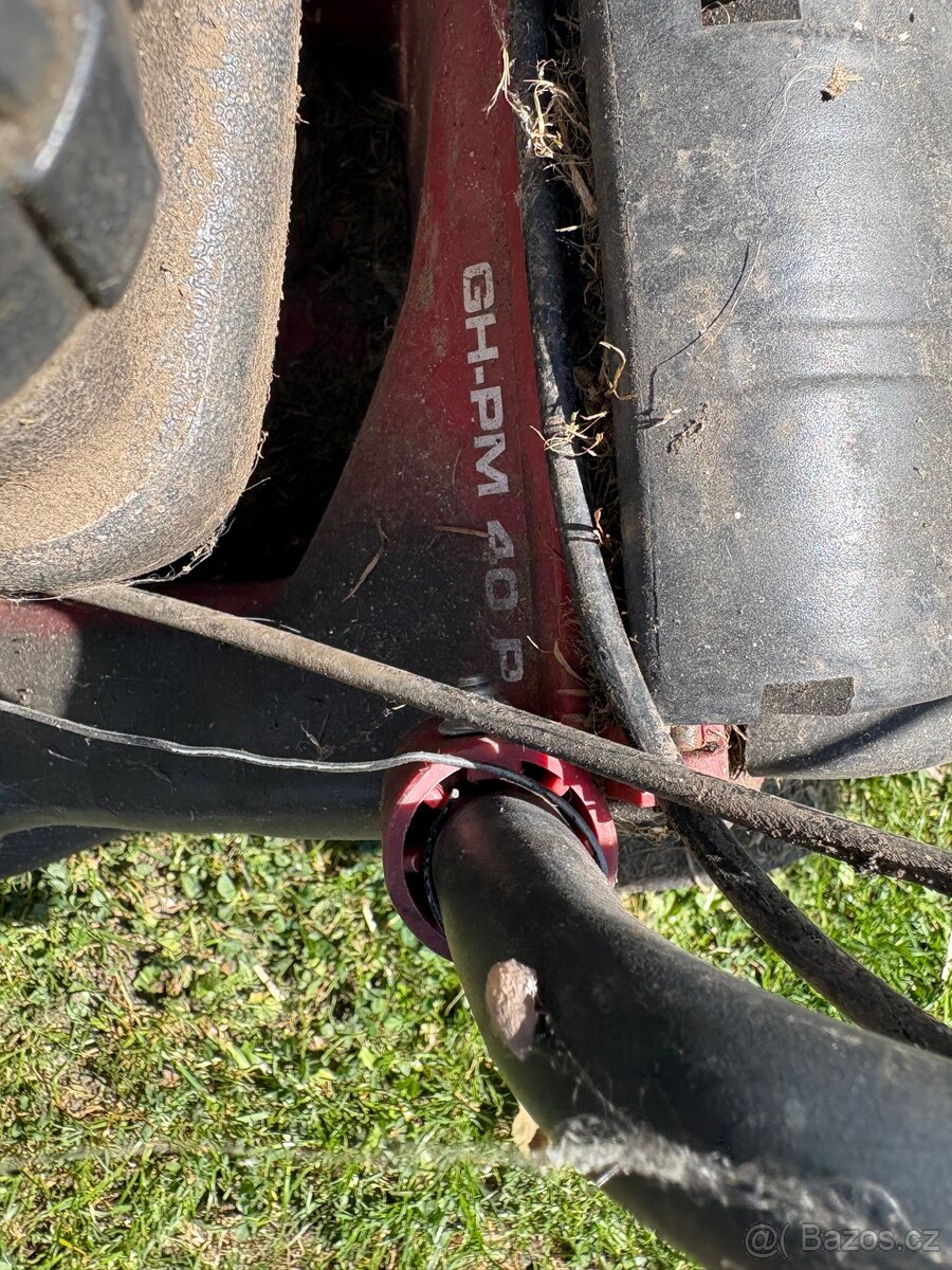 Benzinova sekačka - 2